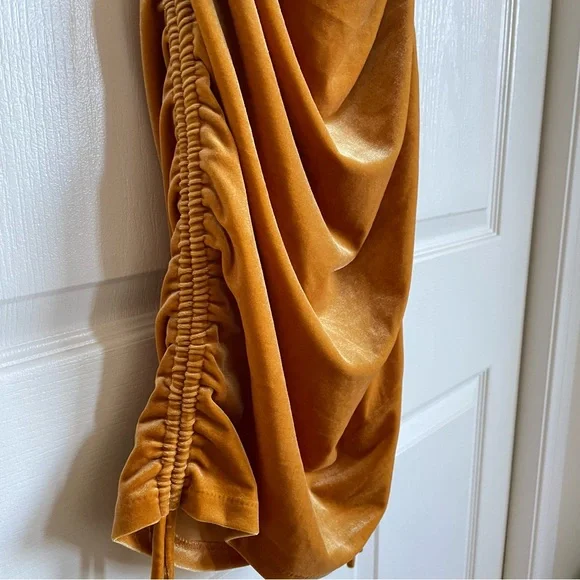 NWT House of Harlow 1960 Women’s Slinky Ruched Velvet Mini Dress Gold X-Small - Picture 10 of 14